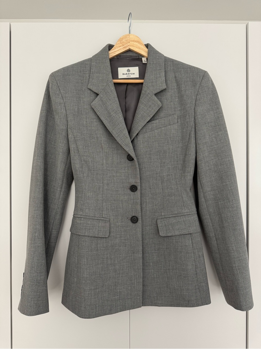 Aritzia Standout Blazer - Eversential / Babaton Gray Tailored Women's Blazer
